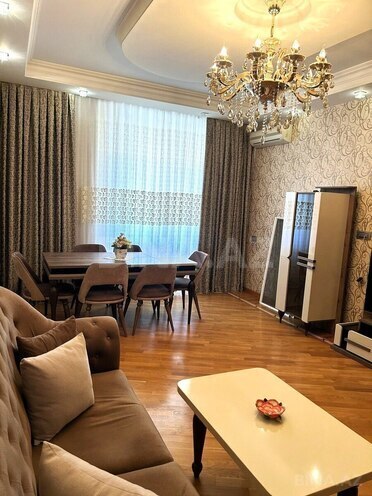 Продаётся 3-комн. новостройка 138 м², Насиминский  р., photo 1 from 20