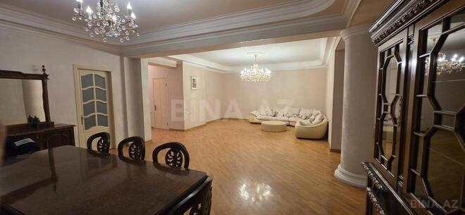 İcarəyə verilir 4 otaqlı köhnə tikili 180 m², 28 May m., photo 12 from 30