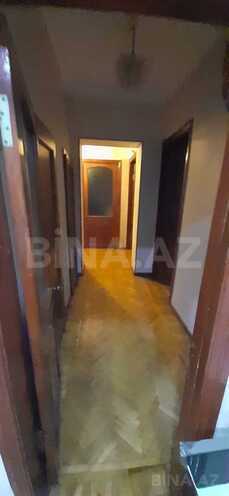 Продаётся 3-комн. вторичка 80 м², м. Кара Караев, photo 8 from 9