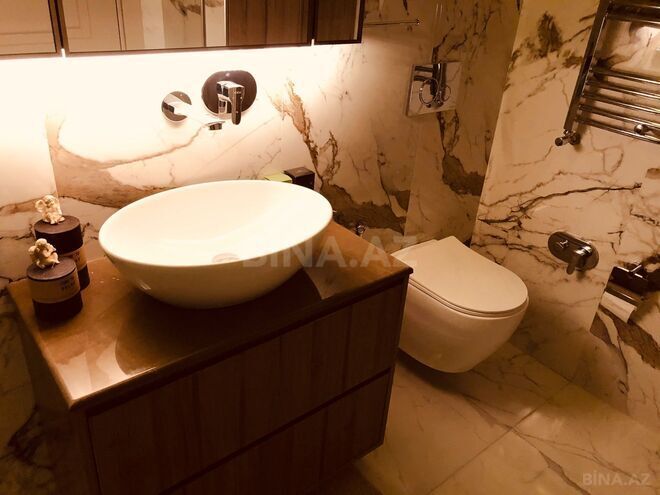 Сдаётся 2-комн. новостройка 70 м², м. 8 ноября, photo 15 from 17