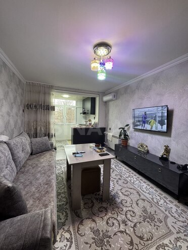 Продаётся 2-комн. вторичка 40 м², м. Кара Караев, photo 4 from 24