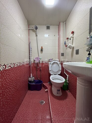 Продаётся 2-комн. вторичка 40 м², м. Кара Караев, photo 18 from 24