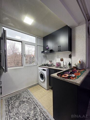 Продаётся 2-комн. вторичка 40 м², м. Кара Караев, photo 8 from 24