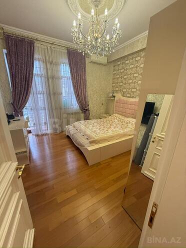 Сдаётся 3-комн. вторичка 110 м², м. Ичеришехер, photo 6 from 13