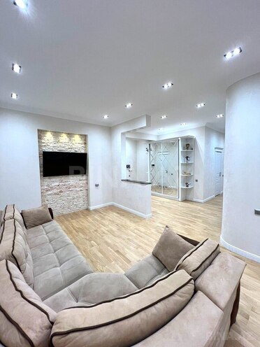 Satılır 4 otaqlı yeni tikili 175 m², Nəsimi r., photo 5 from 31