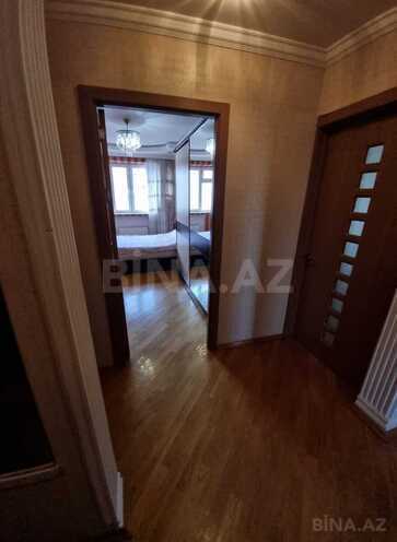 Satılır 3 otaqlı köhnə tikili 90 m², İnşaatçılar m., photo 16 from 31