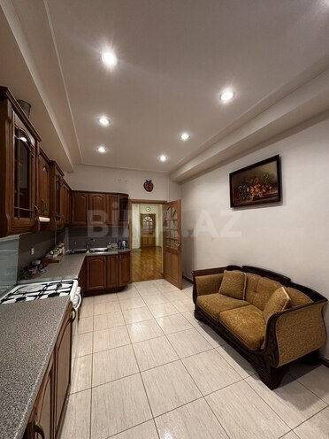 Satılır 4 otaqlı yeni tikili 170 m², 28 May m., photo 15 from 25