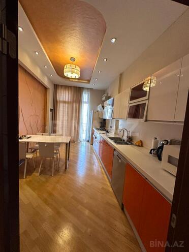 Сдаётся 3-комн. новостройка 135 м², м. Ичеришехер, photo 10 from 19