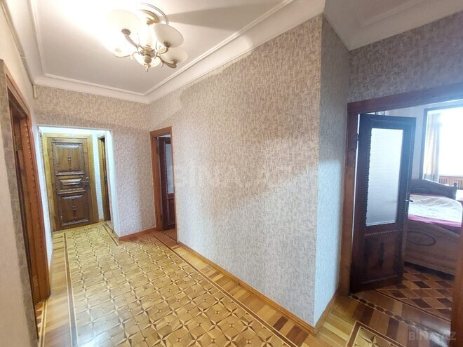 Satılır 5 otaqlı köhnə tikili 120 m², Azadlıq Prospekti m., photo 19 from 28