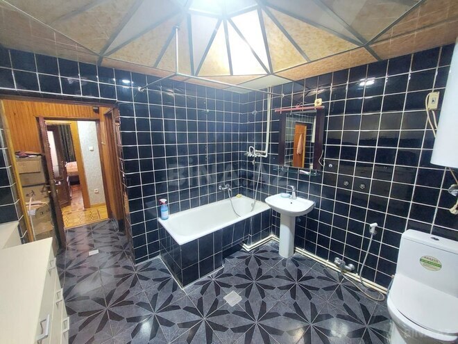 Satılır 5 otaqlı köhnə tikili 120 m², Azadlıq Prospekti m., photo 26 from 28