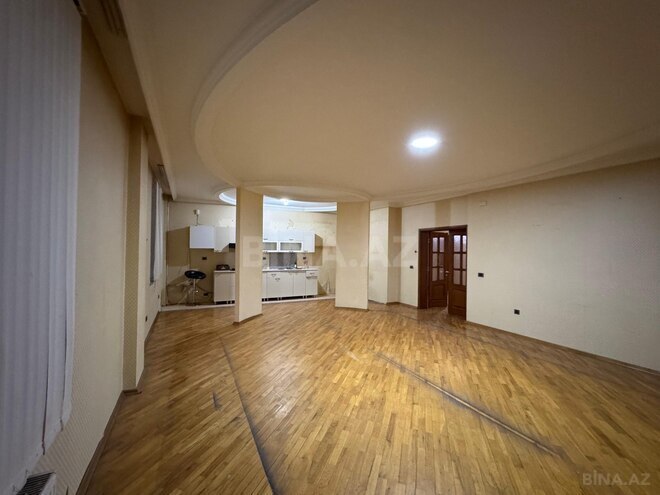 Сдаётся 4-комн. офис 160 м², м. Низами, photo 10 from 29