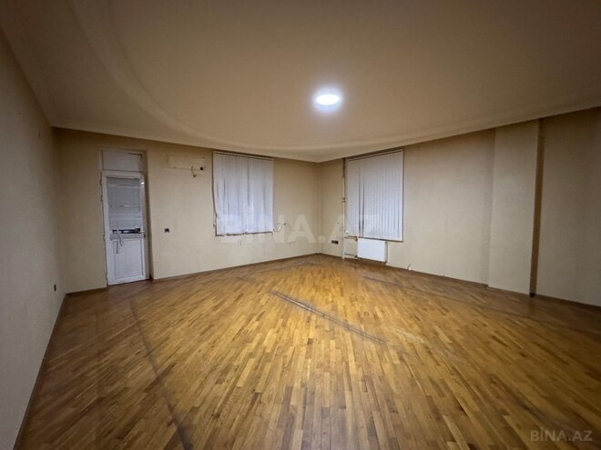 Сдаётся 4-комн. офис 160 м², м. Низами, photo 19 from 29
