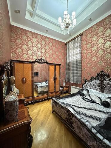 İcarəyə verilir 2 otaqlı köhnə tikili 80 m², Sahil m., photo 14 from 15