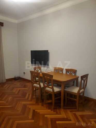 İcarəyə verilir 2 otaqlı köhnə tikili 75 m², Sahil m., photo 11 from 20