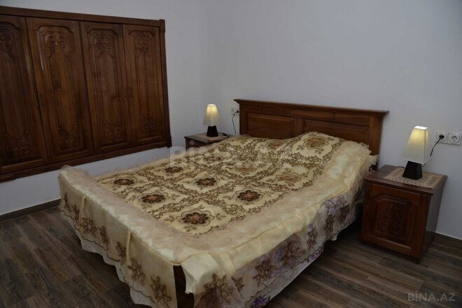 Сдаётся 2-комн. вторичка 70 м², м. Ичеришехер, photo 4 from 6