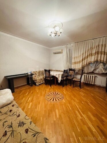 Satılır 3 otaqlı köhnə tikili 75 m², Elmlər Akademiyası m., photo 3 from 13