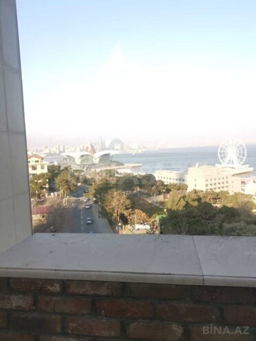 İcarəyə verilir 7 otaqlı yeni tikili 680 m², Bayıl q., photo 7 from 9