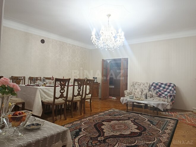 Satılır 4 otaqlı köhnə tikili 130 m², Nəsimi r., photo 8 from 32
