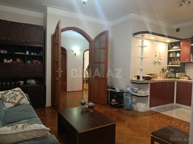 Satılır 4 otaqlı köhnə tikili 130 m², Nəsimi r., photo 25 from 32