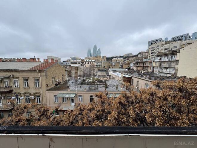 Продаётся 3-комн. вторичка 86 м², м. Ичеришехер, photo 9 from 18