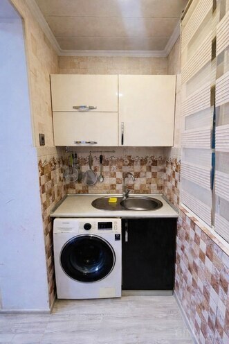 Продаётся 3-комн. вторичка 75 м², м. Ази Асланов, photo 9 from 21