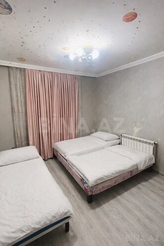Продаётся 3-комн. вторичка 75 м², м. Ази Асланов, photo 13 from 21