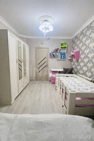 Продаётся 3-комн. вторичка 75 м², м. Ази Асланов, photo 12 from 21