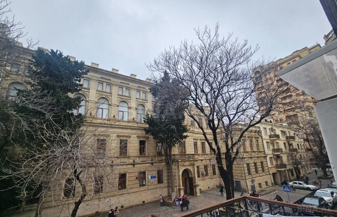 Satılır 3 otaqlı köhnə tikili 70 m², Sahil m., photo 5 from 14