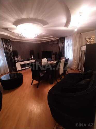 Satılır 3 otaqlı köhnə tikili 120 m², Qara Qarayev m., photo 1 from 23