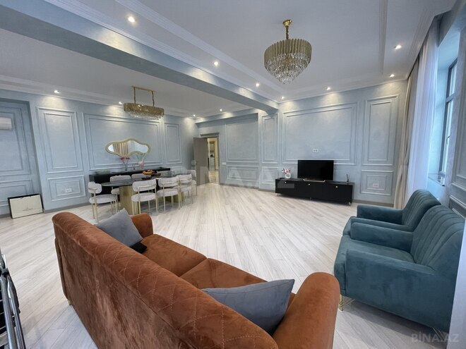 Satılır 4 otaqlı yeni tikili 166 m², 28 May m., photo 1 from 11