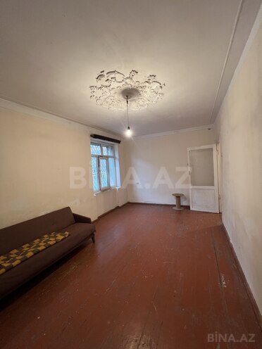 Satılır 2 otaqlı köhnə tikili 40 m², Qara Qarayev m., photo 4 from 16