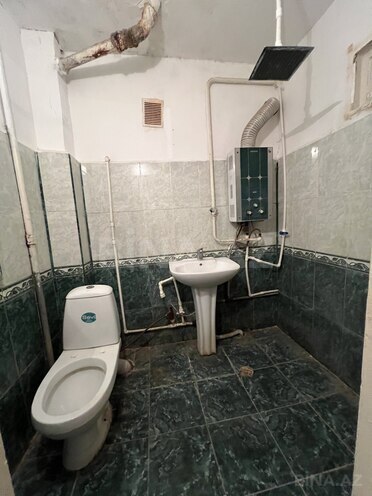 Satılır 2 otaqlı köhnə tikili 40 m², Qara Qarayev m., photo 15 from 16