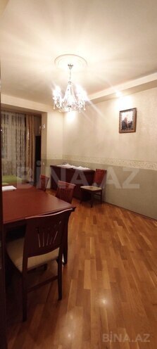 Satılır 2 otaqlı köhnə tikili 70 m², Nizami m., photo 4 from 13