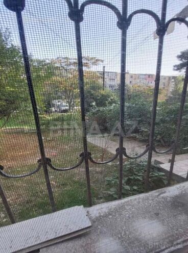 Satılır 3 otaqlı köhnə tikili 75 m², Xalqlar Dostluğu m., photo 12 from 15