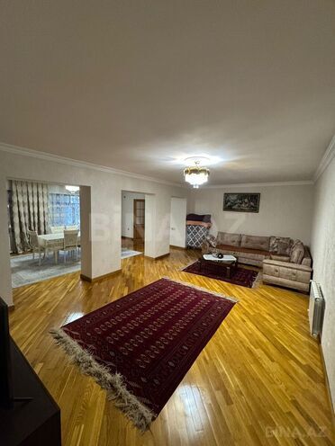 Продаётся 6-комн. дом/дача 300 м², м. Кара Караев, photo 18 from 28