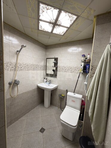 Satılır 4 otaqlı köhnə tikili 105 m², Xalqlar Dostluğu m., photo 13 from 18