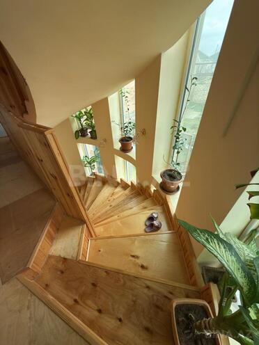 Продаётся 6-комн. дом/дача 300 м², пос. Бинагади, photo 11 from 19