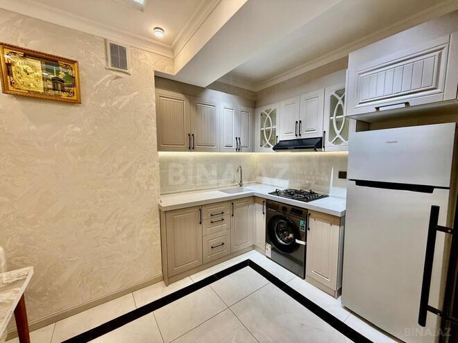 Продаётся 3-комн. новостройка 75 м², м. Кара Караев, photo 9 from 16
