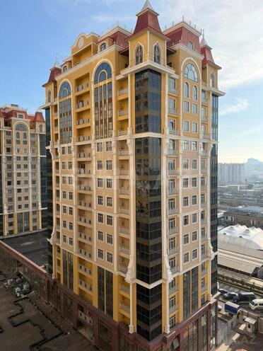 Satılır 4 otaqlı yeni tikili 231.2 m², 28 May m., photo 16 from 18