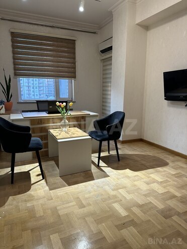 İcarəyə verilir  obyekt 135 m², 28 May m., photo 3 from 14