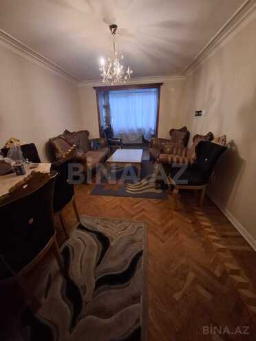 Satılır 3 otaqlı köhnə tikili 90 m², Nərimanov r., photo 1 from 10