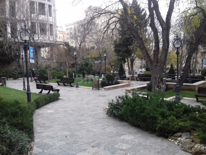 Satılır  obyekt 70 m², 8 Noyabr m., photo 3 from 9