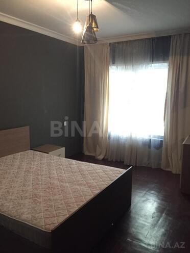 Satılır 3 otaqlı köhnə tikili 85 m², Massiv V q., photo 8 from 27