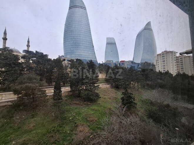 Сдаётся 2-комн. вторичка 85 м², м. Ичеришехер, photo 29 from 32