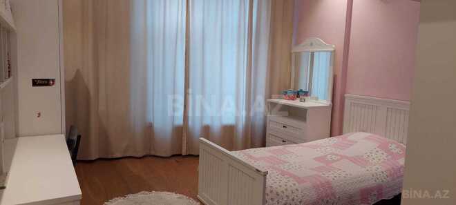 Продаётся 3-комн. новостройка 145 м², м. Низами, photo 14 from 17