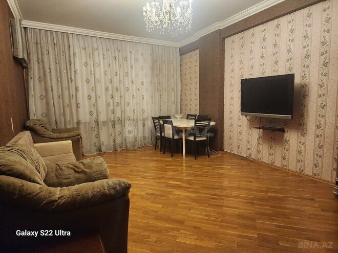 Сдаётся 2-комн. новостройка 91 м², м. Нефтчиляр, photo 3 from 12