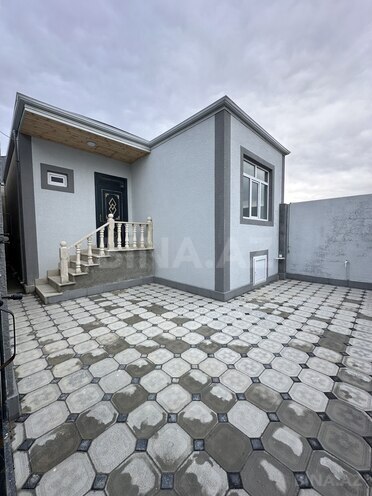 Satılır 2 otaqlı həyət evi/bağ evi 60 m², Zabrat q., photo 1 from 9