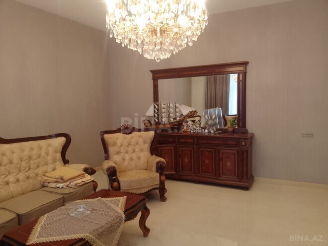 Продаётся 8-комн. дом/дача 323 м², photo 10 from 18