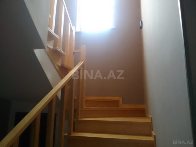 Продаётся 8-комн. дом/дача 323 м², photo 13 from 18