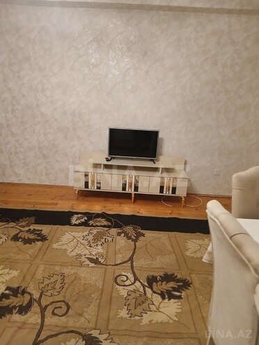 Сдаётся 3-комн. вторичка 125 м², м. Ази Асланов, photo 11 from 15